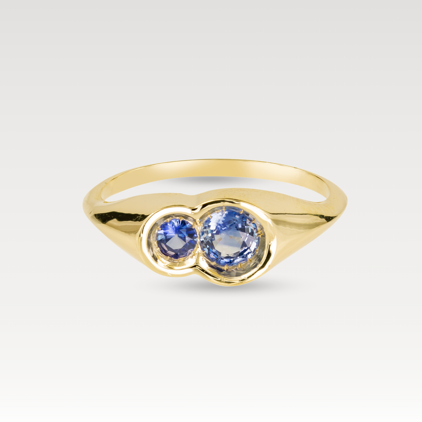 Blue Sapphire Round Obi no.2 Signet Ring