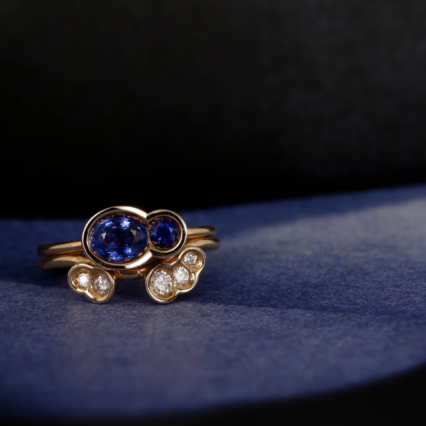 Blue Sapphire East-West Obi no.2 Ring